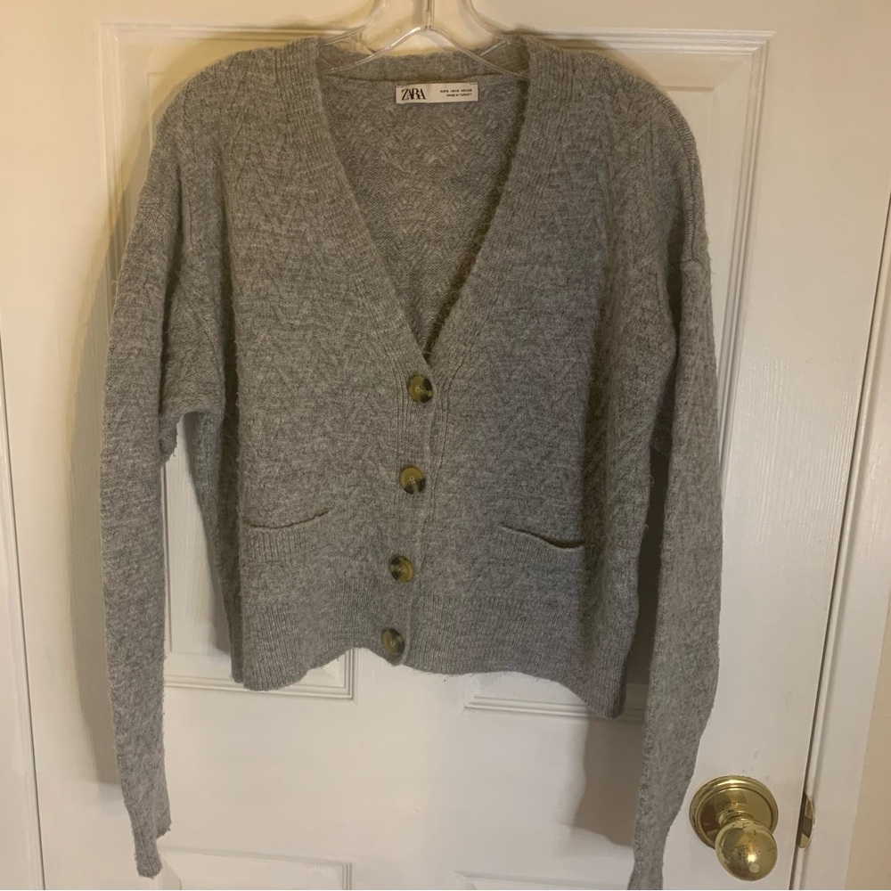 ZARA gray knit cardigan